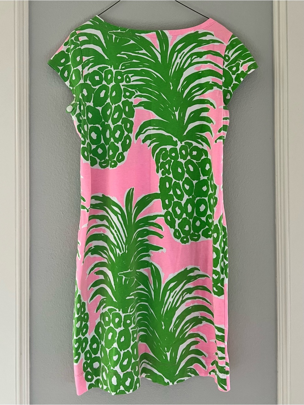 SOLD 🛑 Lilly Pulitzer Loren Pink & Green Pineapple Flamenco Boat Neck Shirtdress - Picture 7 of 7